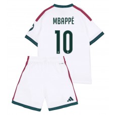 Real Madrid Kylian Mbappe #10 Hjemmedraktsett Barn 2026-27 Korte ermer (+ Korte bukser) Real Madrid Kylian Mbappe #10 Hjemmedraktsett Barn 2026-27 Korte ermer (+ Korte bukser)